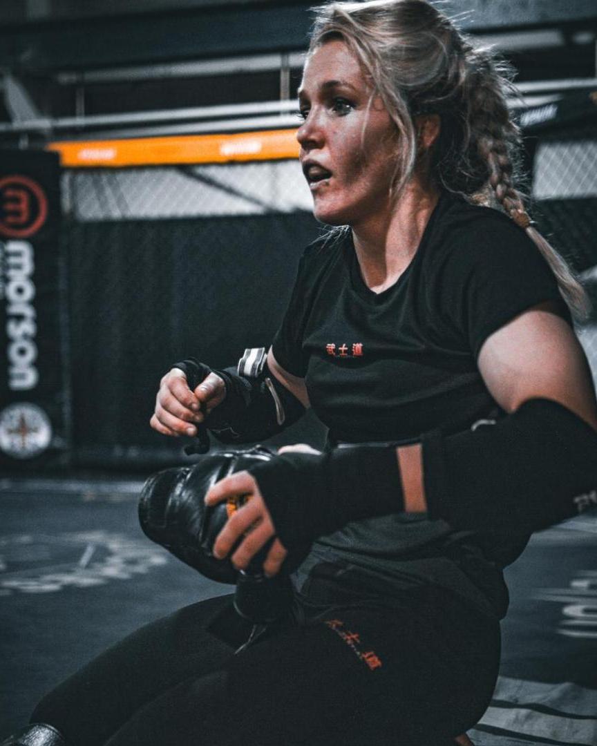 'Fundamentals' Women's Training Tech Tee by ARTMARTIAL - Photo 4